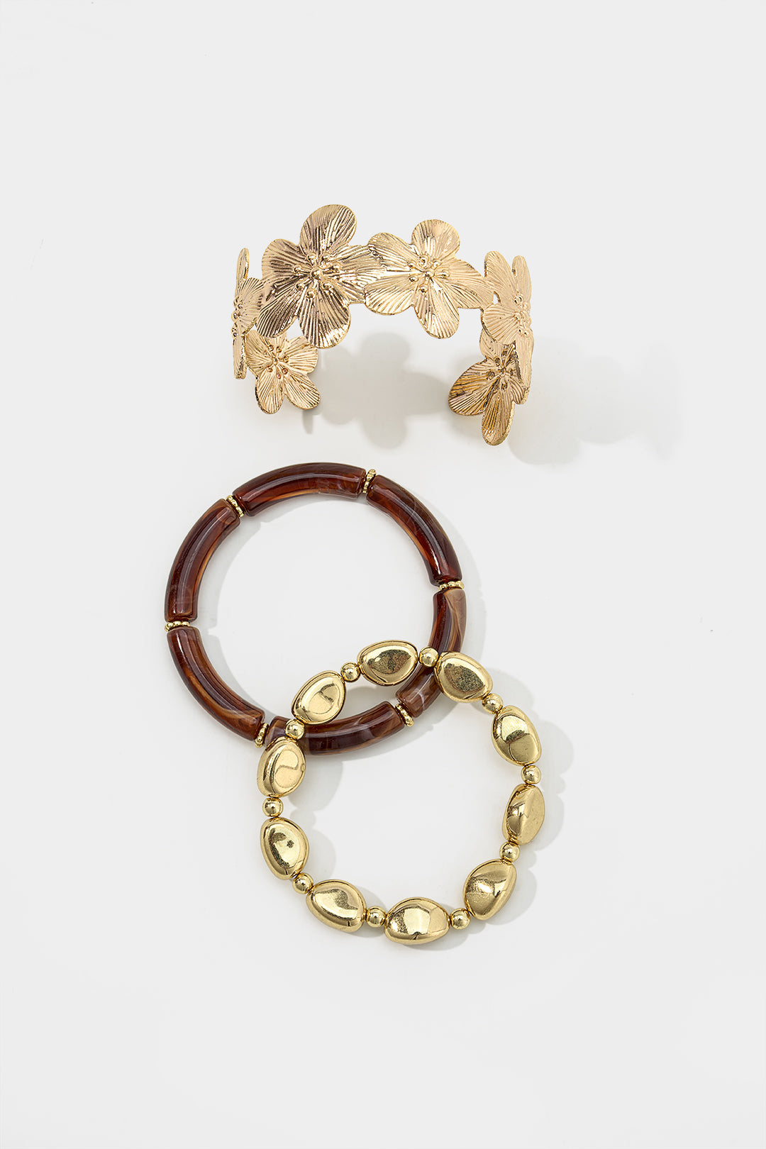 Ocano Alloy Floral Beaded Bracelet – Gold Charm Bracelet
